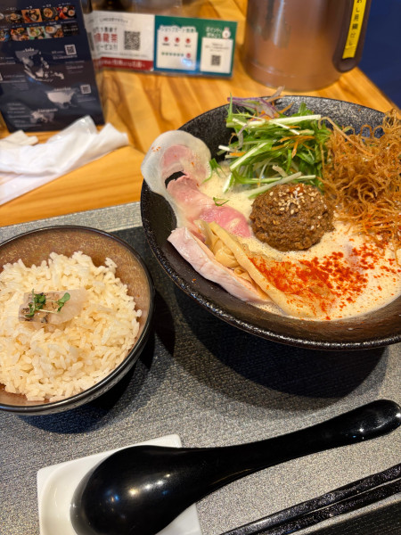 「汁あり鯛担麺＋鯛めしセット」@鯛担麺専門店 抱きしめ鯛の写真
