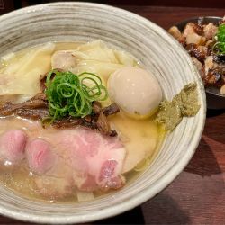 特製らぁ麺 塩 +吊るし焼きチャーシューご飯