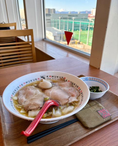 「小チャーシュー煮玉子ラーメン」@どうとんぼり神座 ららぽーと立川立飛店の写真