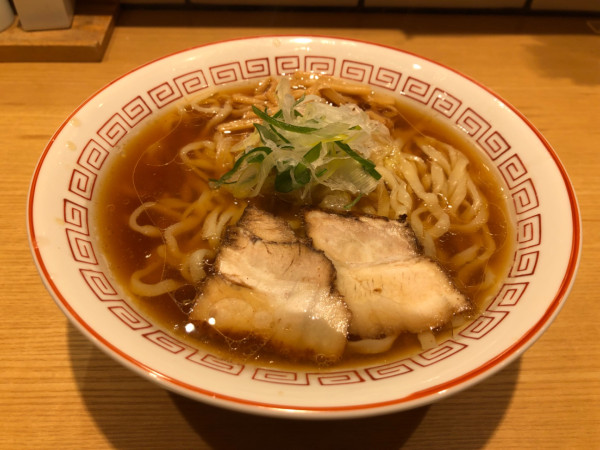 「無化調醤油らーめん」@きたかた食堂の写真