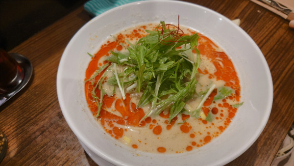 「担々麺 白 3辛 ¥1,050」@うさ担 浦和本店の写真