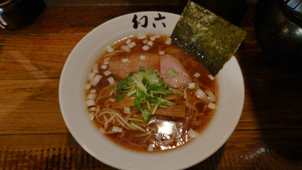 「醤油そば（麺固め） ¥900」@中華そば 幻六の写真