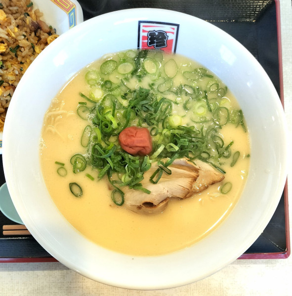 「ランチセット(長浜ラーメン) 1100円」@珍竹林の写真