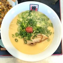ランチセット(長浜ラーメン) 1100円