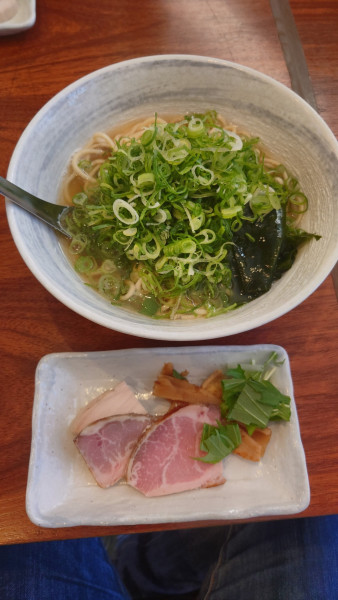 「九条ねぎたっぷりいりこそば ¥980」@讃岐ラーメン 香麦の写真