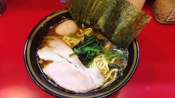 「のり玉ラーメン(中盛)」@八代目 野中家の写真