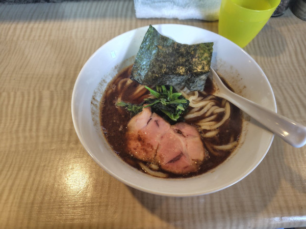 「濃口かつおラーメン」@菜の写真