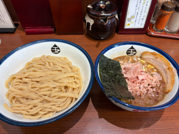 「つけ麺1000円」@つけめん 玉 本店の写真