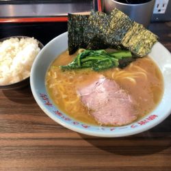 ラーメン（並）+小ライス　1150円