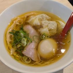 塩ラーメン+ワンタン