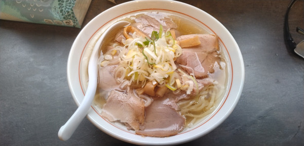 「豚青湯ﾗｰﾒﾝ(醤油)」@とめち屋の写真