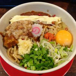 汁なしカレー（1,200円）ニンニクあぶらマヨネーズ