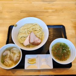 昆布水のつけそば