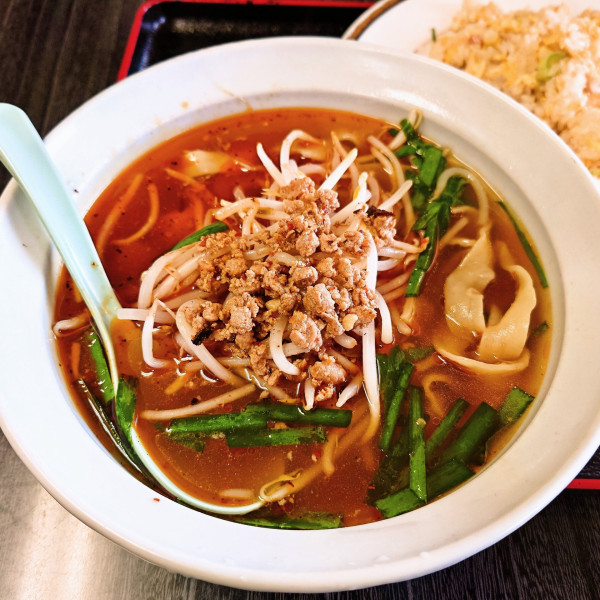 「刀削麺セット　台湾刀削麺＋炒飯」@台湾料理 香満園 野田店の写真