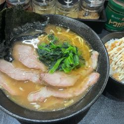 チャーシューメン　ライス ¥1,300