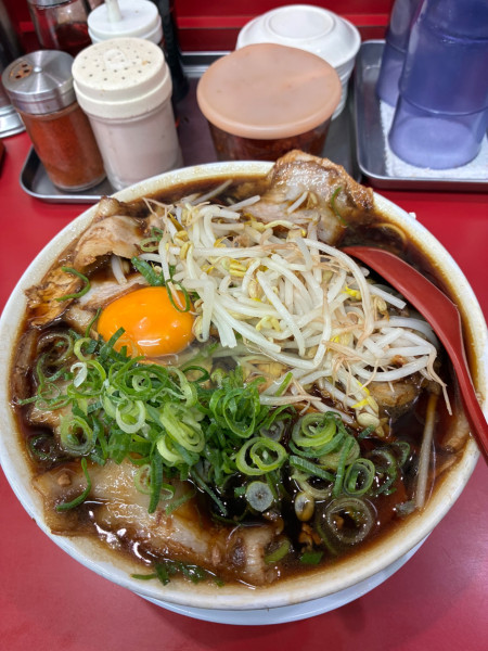 「特大新福そば　チャーシューメン」@新福菜館 伏見店の写真