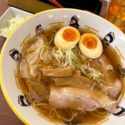 ワンタンメン煮卵入り（醤油）＋ネギ