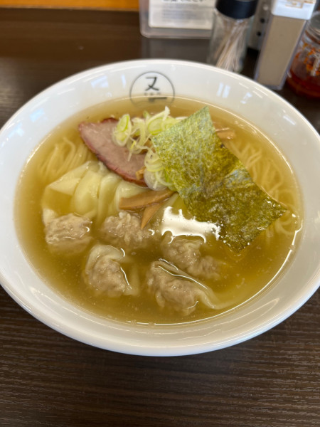 「塩ワンタン麺」@らーめん又右衛門の写真