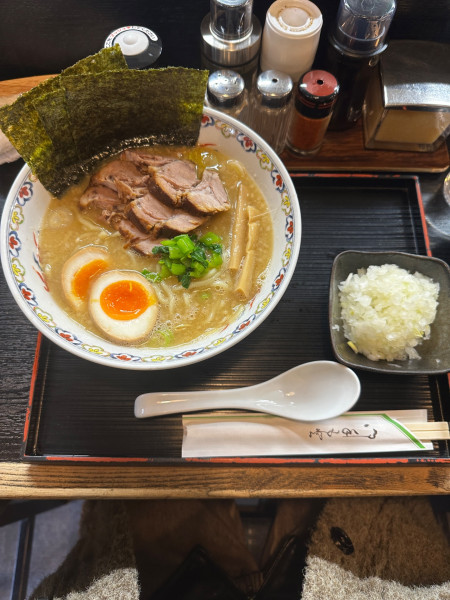 「特製ラーメン　大盛」@らーめん寺子屋 麺座鷲ノ巣の写真