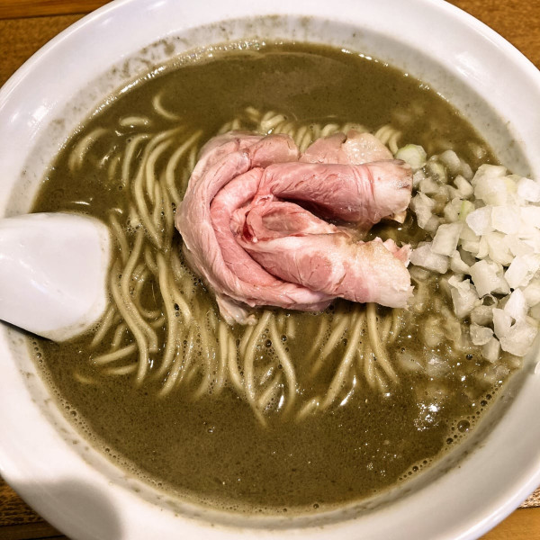 濃厚煮干そば（1,100円）