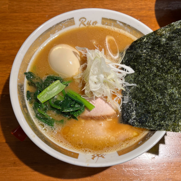 「得ラーメン（並）」@麺家 龍～Ryo～の写真