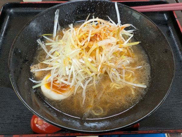 「ピリ辛ネギらーめん」@らーめん蔵芸 ホームズ足立小台店の写真