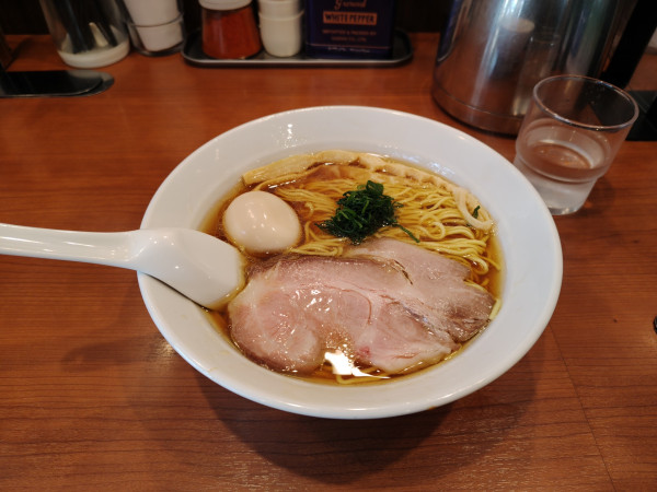 「味玉醤油ラーメン¥980」@中華そば 七麺鳥の写真