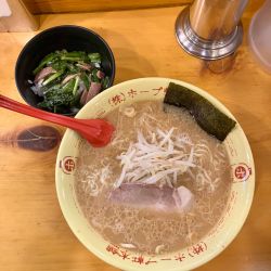 中華そば 大盛+ニラチャーライス 計1170円