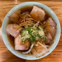 中華そば(950円)