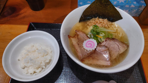 「中華そば 塩 ¥1,000 + ランチサービスライス」@麺屋 ポツリの写真