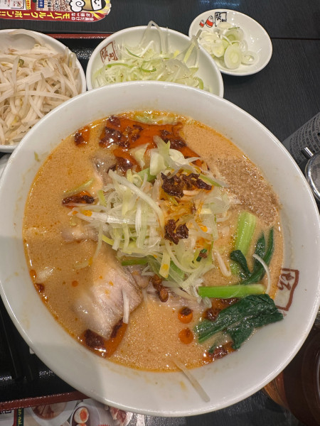 「新濃厚ごま味噌ラーメン1090＋白髪ネギ190+もやし140」@喜多方ラーメン 坂内 武蔵小山店の写真