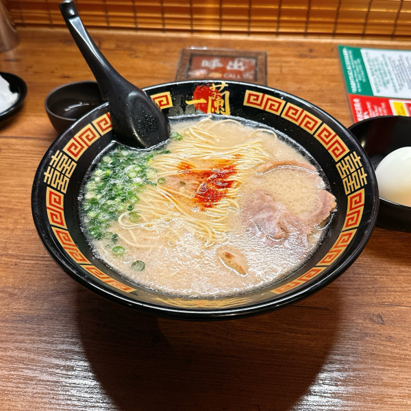 「とんこつラーメン」@一蘭 仙台駅前店の写真