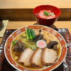 自家製干し椎茸そば