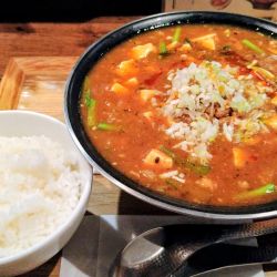 全とろ納豆麻婆麺+ライス