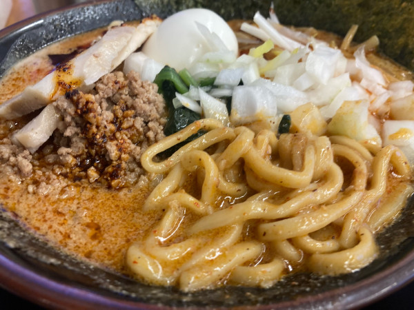 「担々麺 ランチタイムサービスライス🉐クーポンスペシャルトッピング」@横浜家系ラーメン 宮本商店 ひたちなか店の写真
