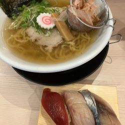 かつお中華そば3貫セット　1000円