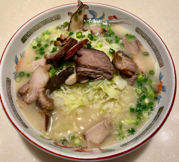 「中華そば」@ラーメン専門 こむらさき 天文館本店の写真