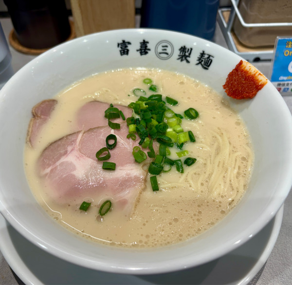 「豚そば＋替玉」@富喜製麺研究所 三軒茶屋店の写真