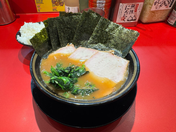 「チャーシュー麵(3枚)＋のり＋ライス」@王道家味の継承店 カズ家の写真