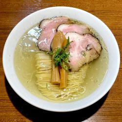 名古屋コーチンの炙り肉中華そば 塩