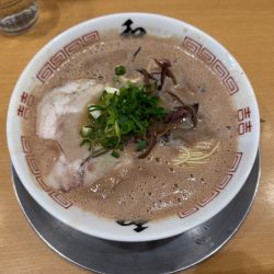 ラーメン(バリカタ)1050円＋無料替玉(バリカタ)