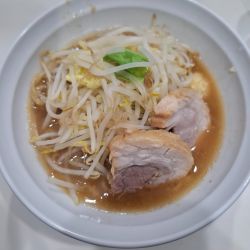 ミニラーメン(麺120㌘)９３０円