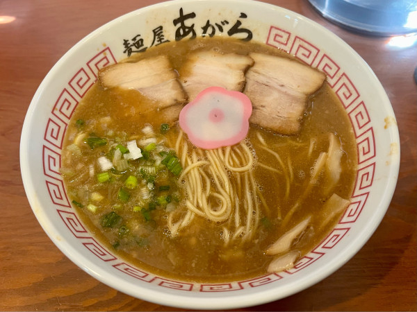 「豚骨中華そば(和歌山ラーメン) 大盛り」@麺屋あがらの写真