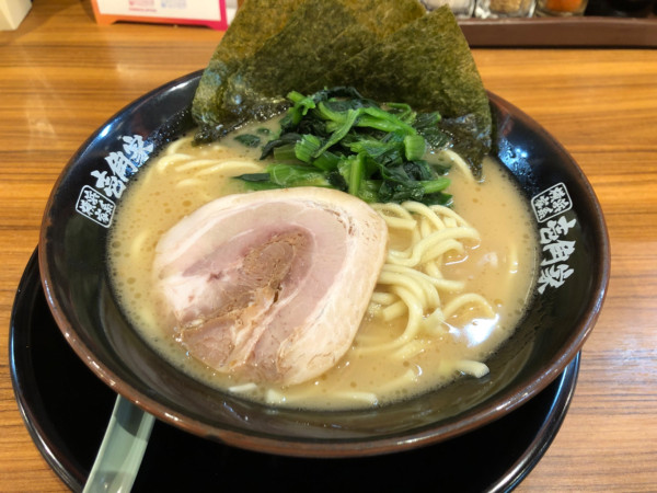 「ラーメン(醤油)」@横浜家系ラーメン 壱角家 落合南長崎店の写真
