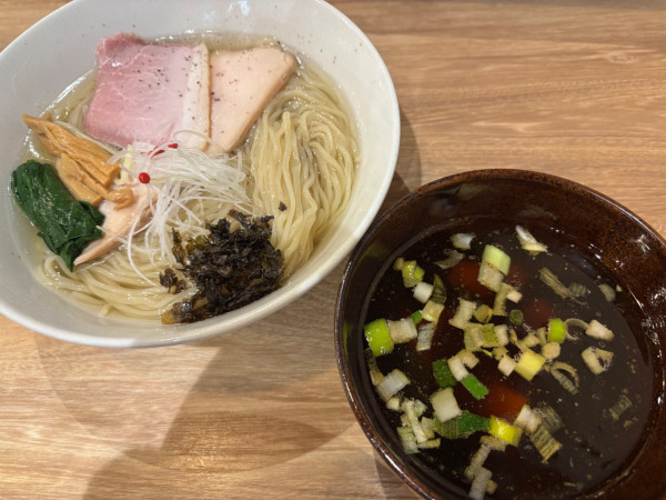 「霧島鶏つけそば　醤油」@自家製麺250の写真