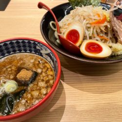 帰ってきた背脂つけ麺（限定）