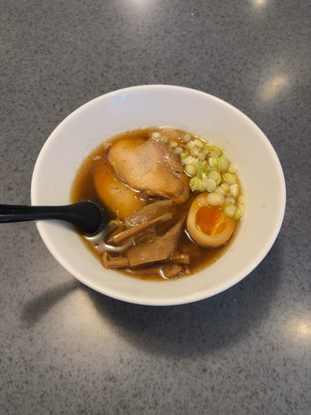 「麺屋船橋 煮干し醤油ラーメン（900円）」@三国中国料理店の写真