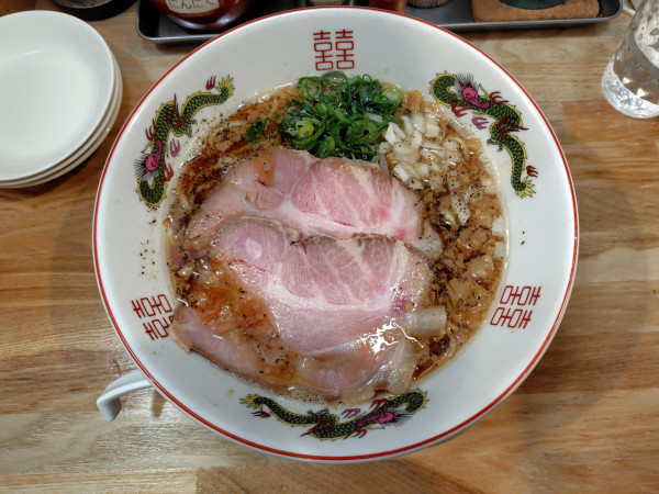「熟成もち麺のぶし醤油らーめん950円」@めんや ふうたろうの写真