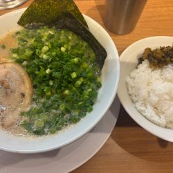 ねぎラーメンバリ&朝ライスサービス