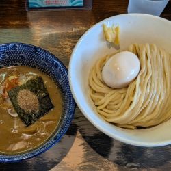 特製濃厚魚介鶏豚つけ麺並